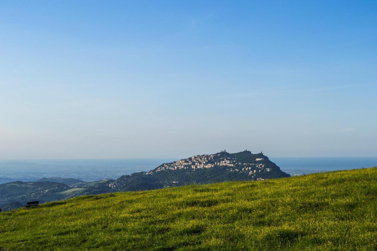 Fattoria Bio L'A Ceccoli Vila Sasso Feltrio Exterior foto